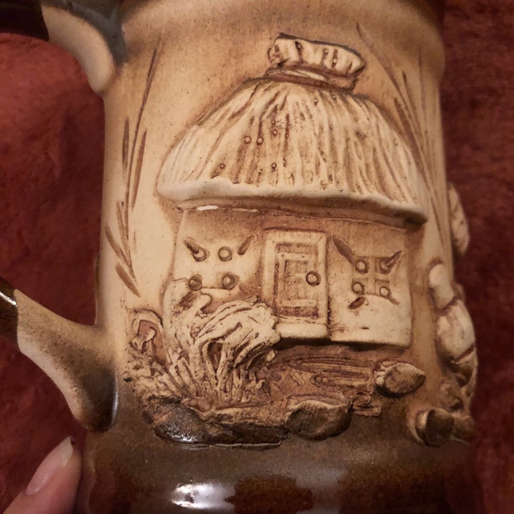 Керамічний чайний сервіз. Керамический чайный сервиз. Чашки, келих