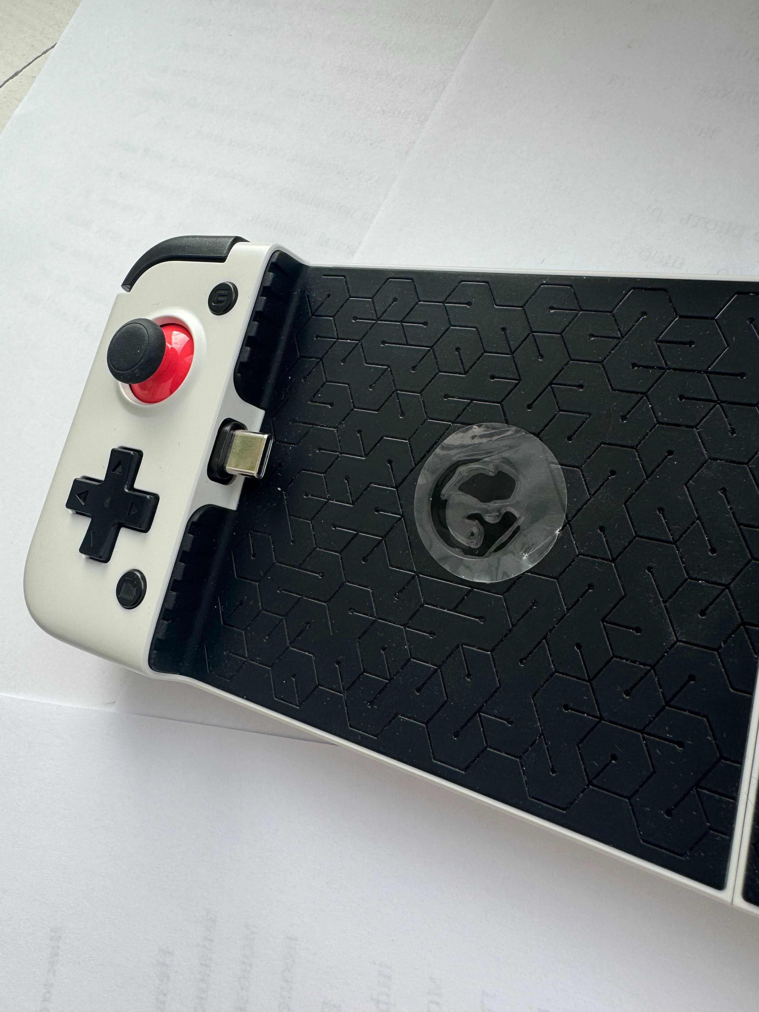 Продам геймпад (джойстик) для телефона Gamesir - X2 TYPE-C разъемом.