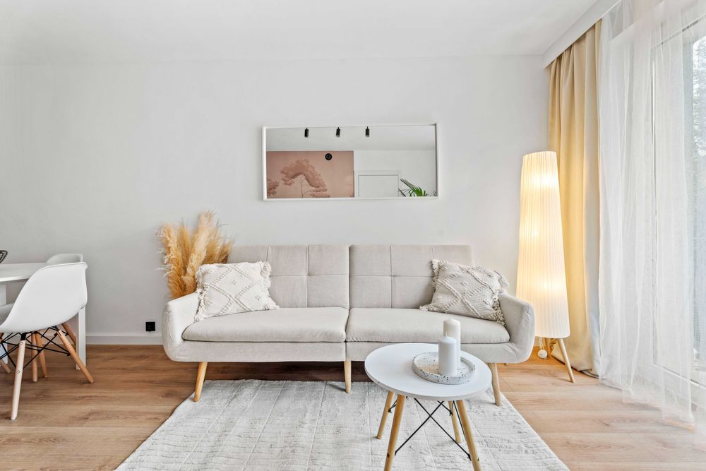 Słoneczne 2 Pokoje (34 m²) z Dużym Balkonem + Parking ze Szlabanem!