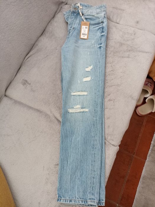 Calças de ganga novas