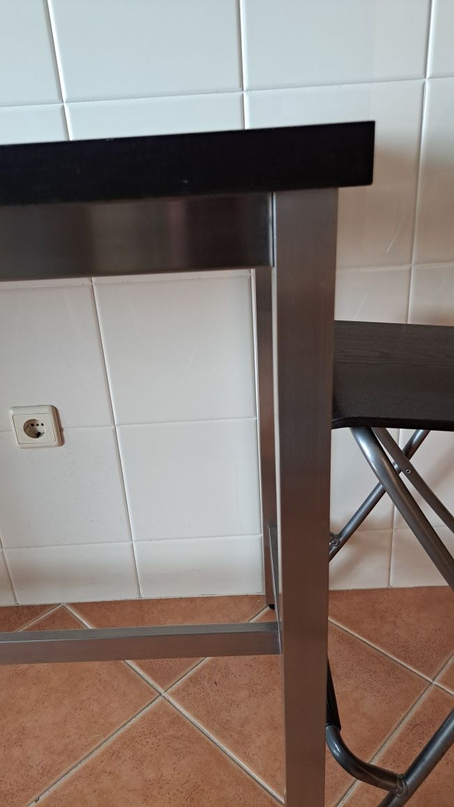 Mesa cozinha alta + 4 Cadeiras