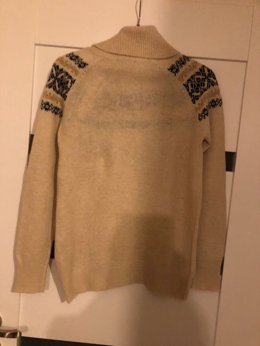 Dobry gatunkowo sweter Rozmiar  36/48