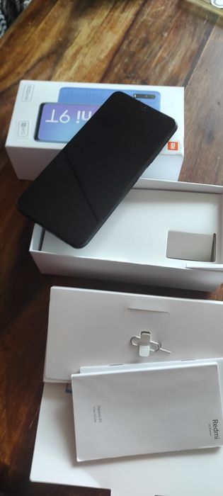 Redmi 9 w dobrym stanie