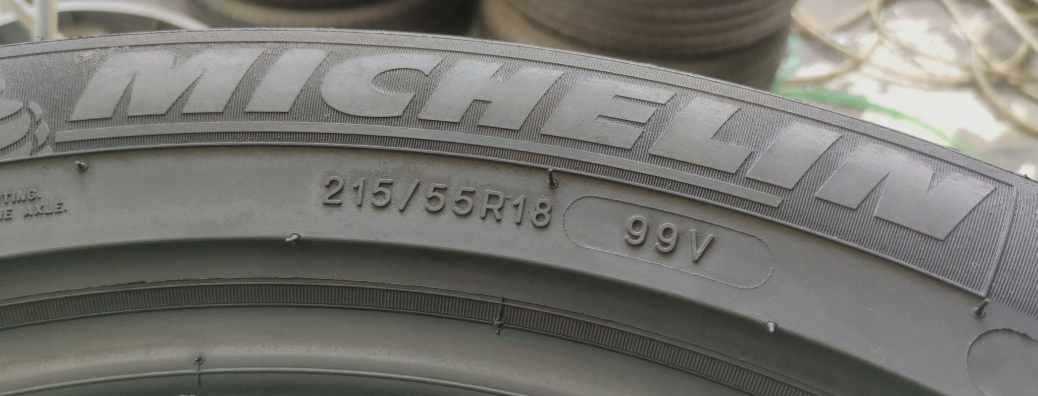 4x 215/55r18 Michelin Primacy 3/99v B/A/69dB 6,69mm Jak Nowe