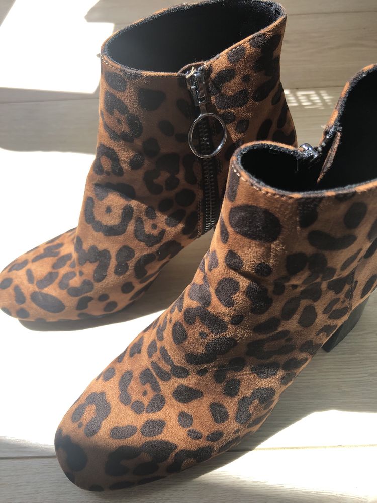 Botas Stradivarius