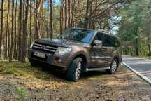 Mitsubishi Pajero Mitsubishi Pajero IV 3.2 D 200KM 4x4 Automat