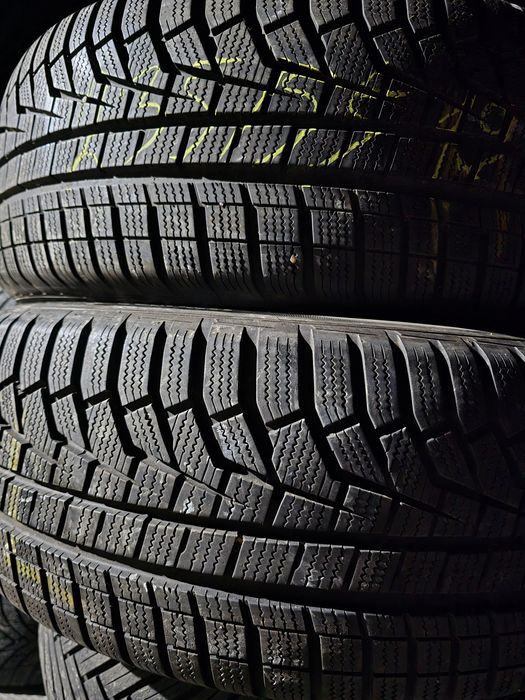 235/55R19 Hankook Winter I&Cept Evo2 SUV