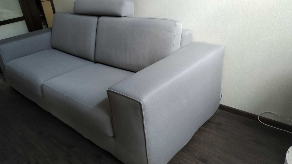 Продаю раскладной двуспальный диван Alberta Италия