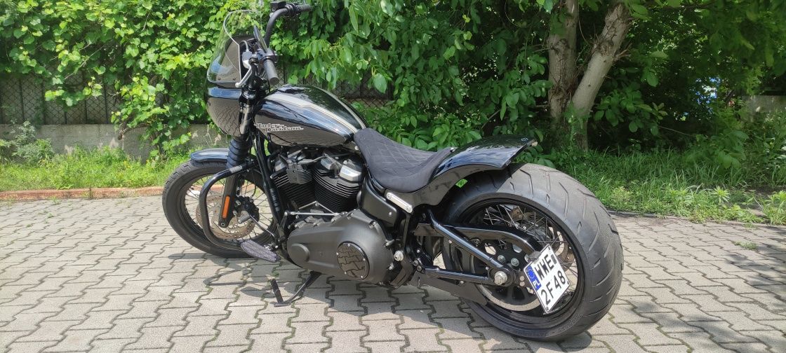 Harley Davidson Custom street Bob 107 FXBB