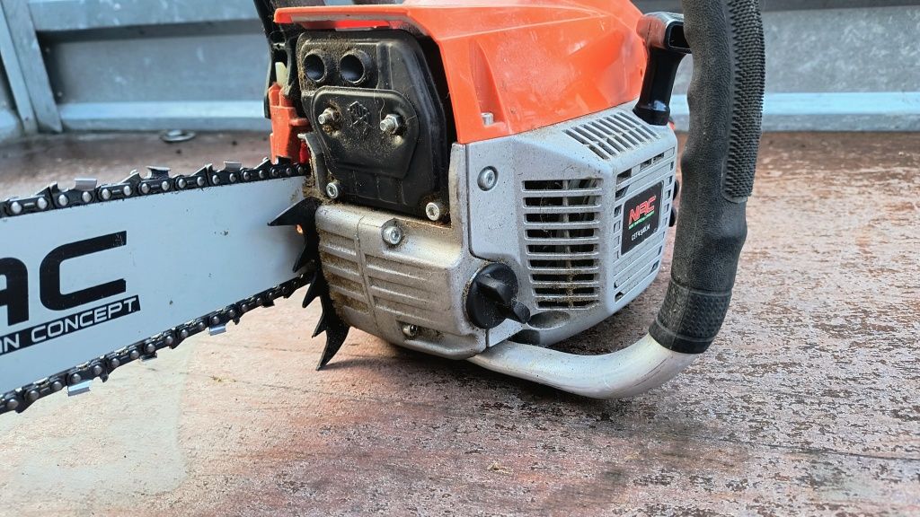 Piła NAC cst4540lm