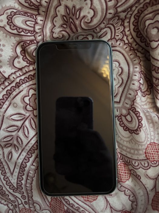 Iphone 11 64g stan idealny