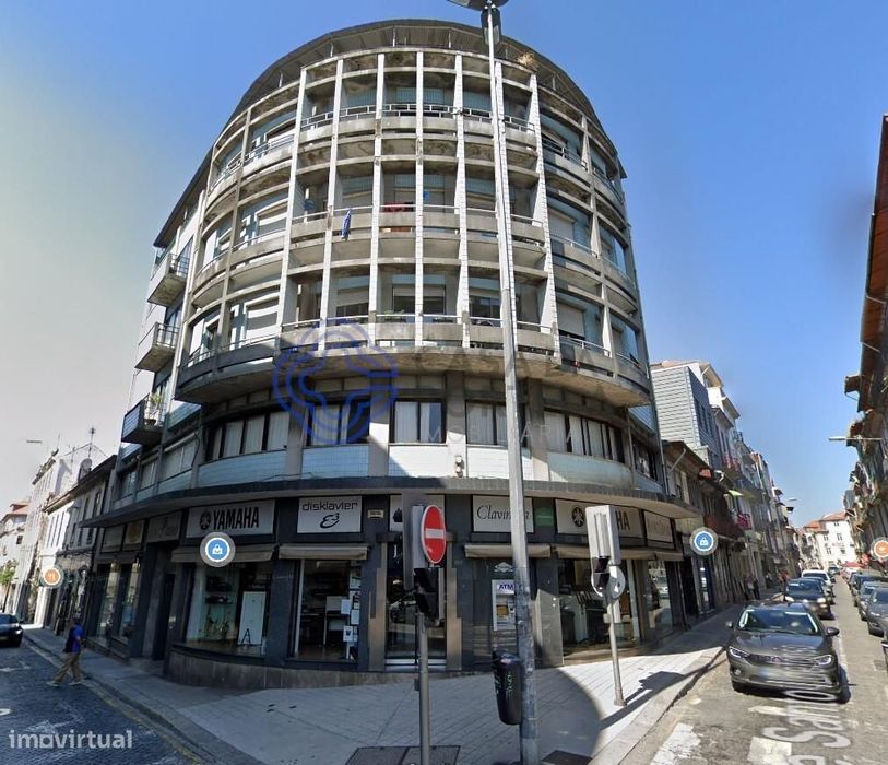 Prédio Poveiros - Excelente Investimento!