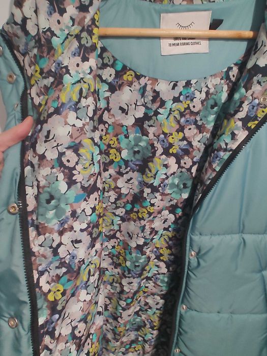 Długa kamizelka NAOKO z kwiatkami Lost Memories rozmiar L/XL