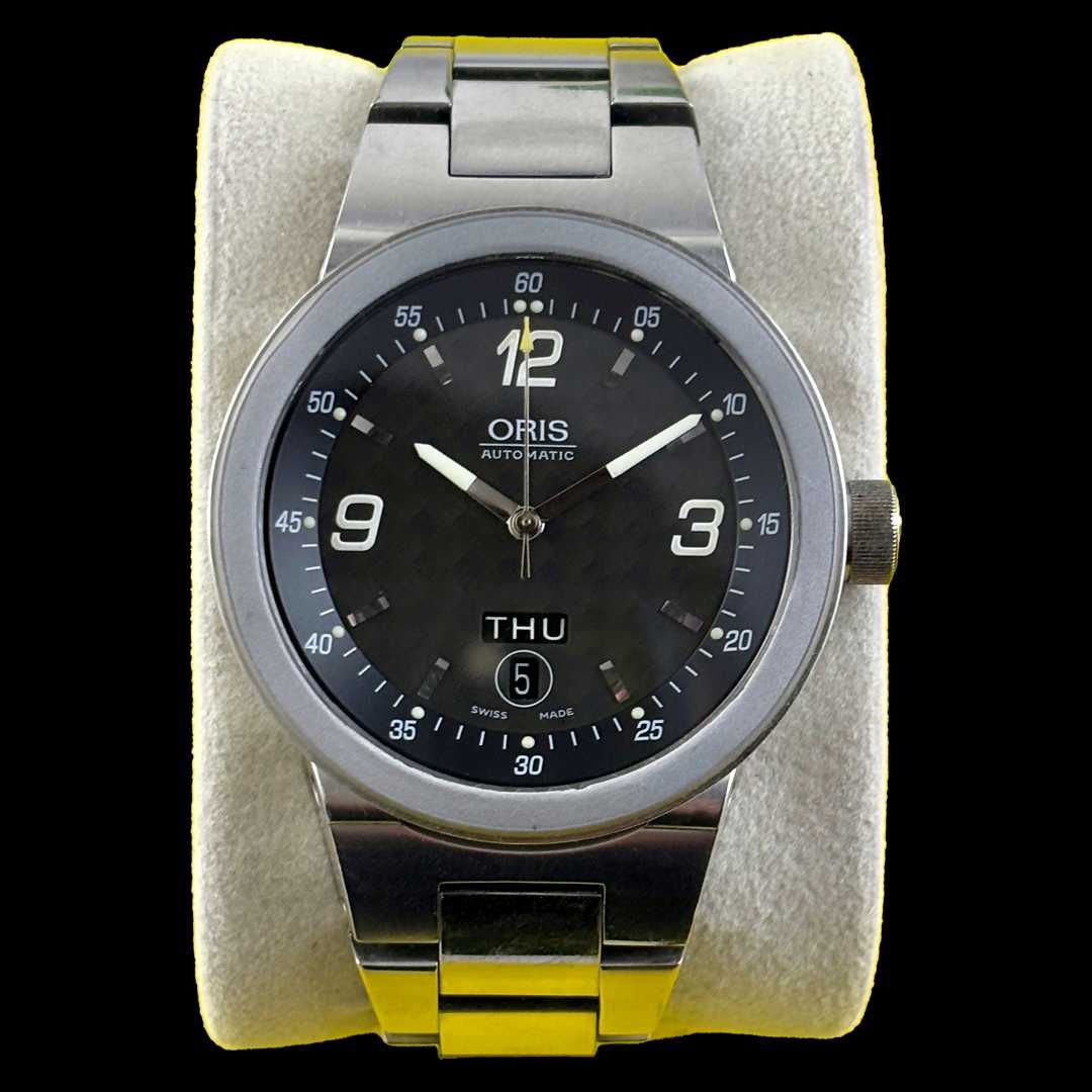 ORIS 7595 Williams F1 Team Day Date Automatic