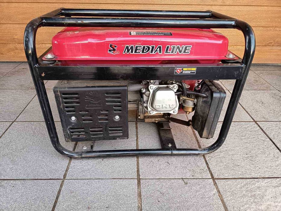 Генератор бензиновий 2.6 кВт