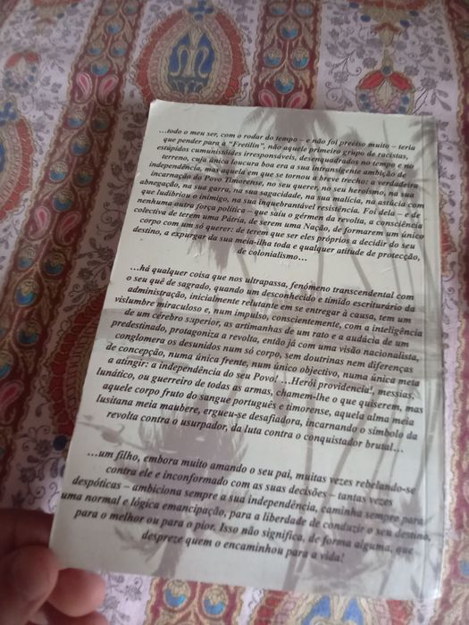 Livro sobre Timor Memórias de Tito Duarte