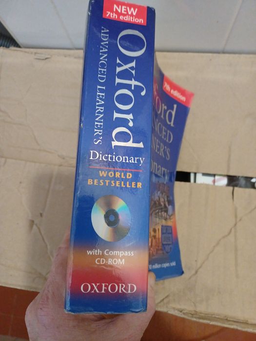 Dicionários vários