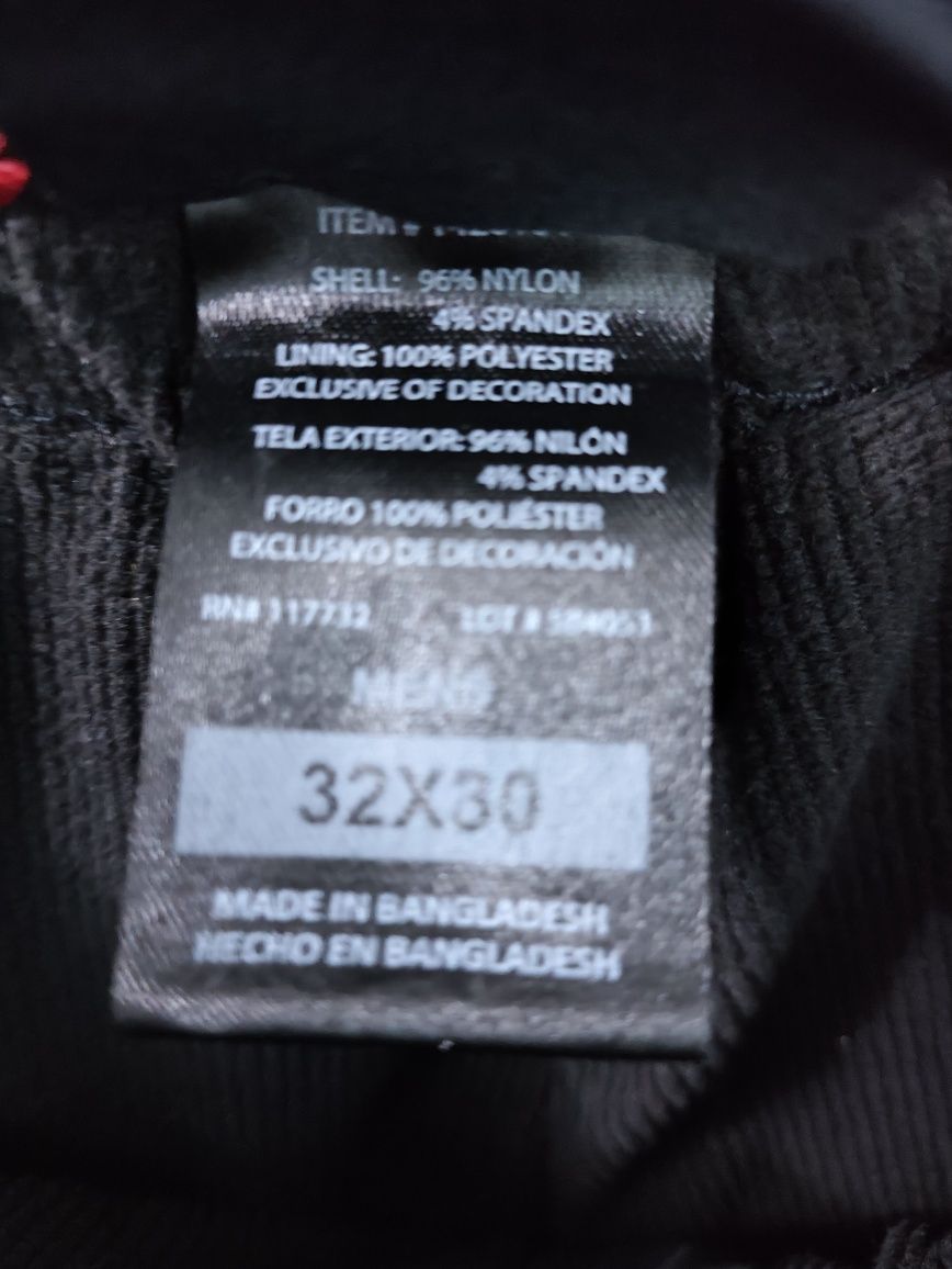 Чоловічі штани Guess, розмір 32x30, чорні