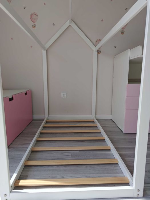 Cama Tipi House Zippy branca + colchão