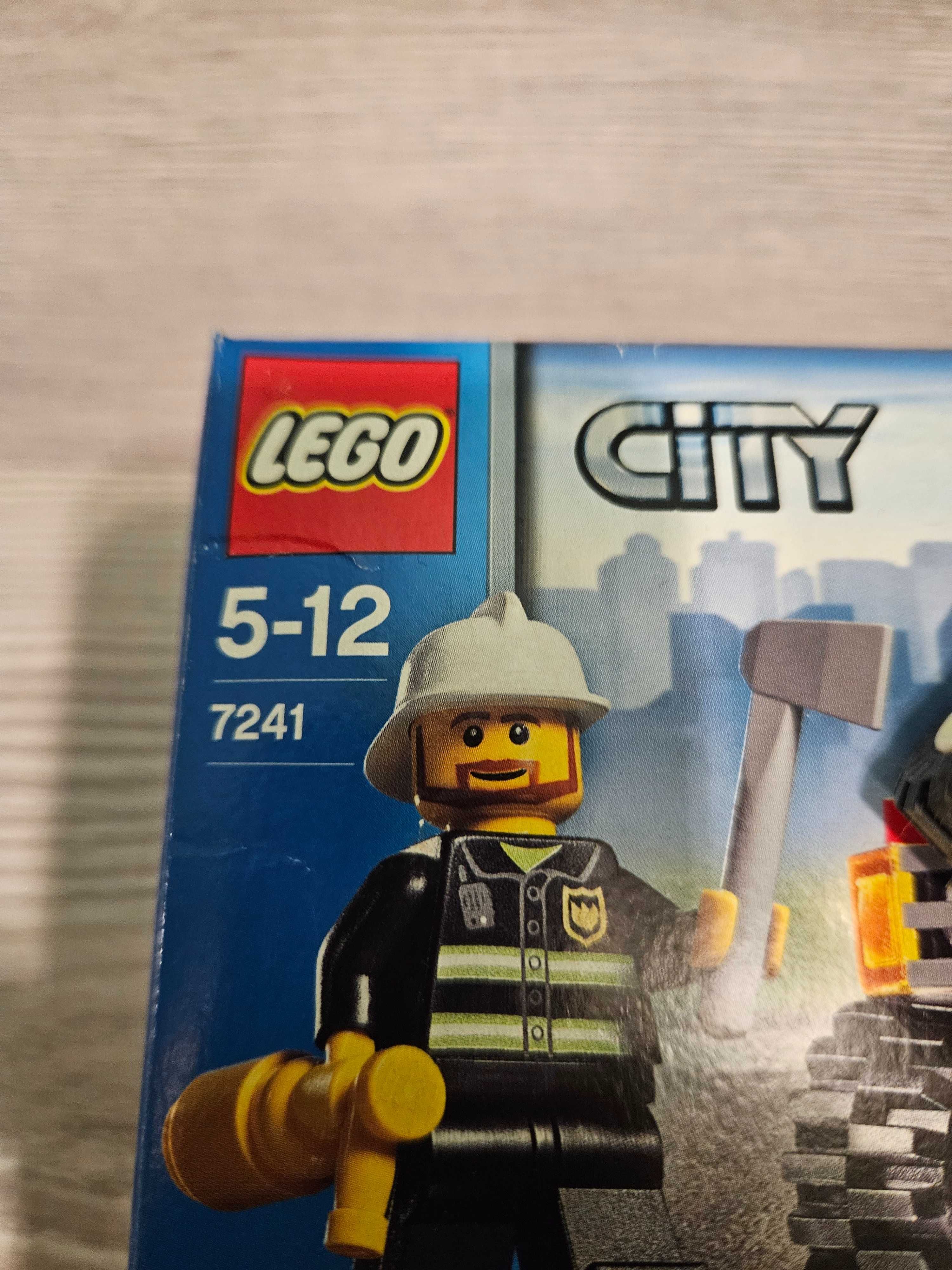 LEGO City 7241 wóz dowódcy