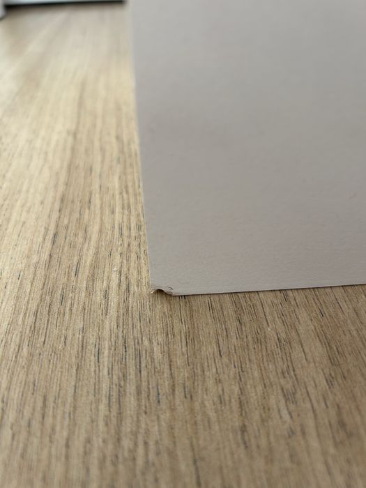 Biała skrzynka na koperty ślubna