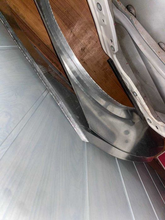 Пороги та арки на mazda 3 bk