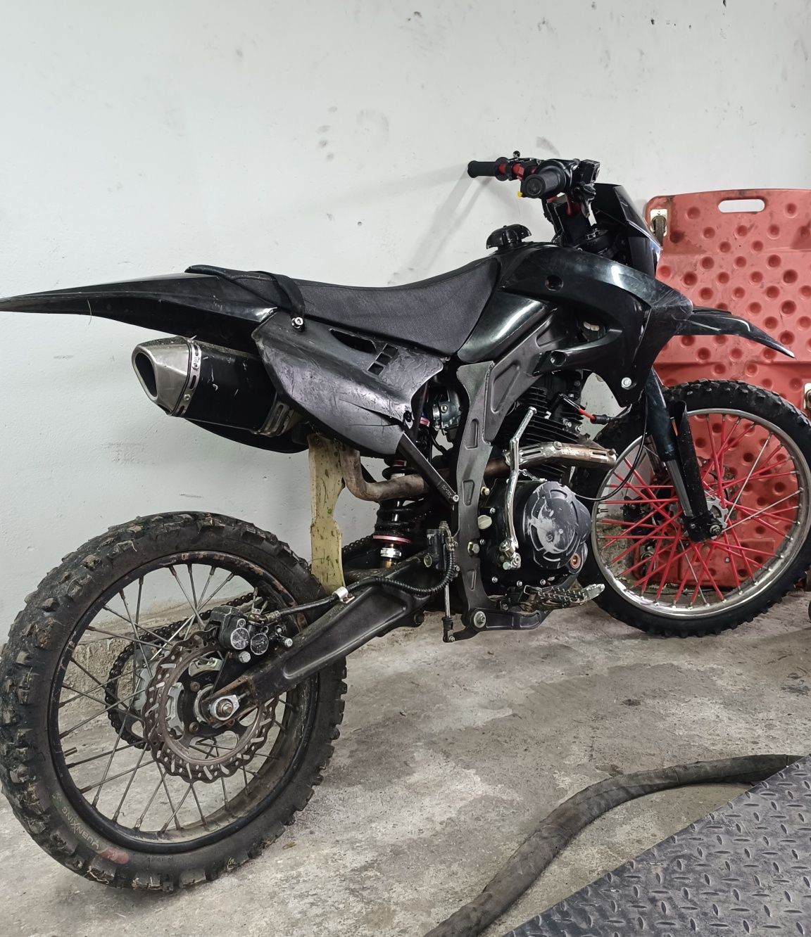 Diabolini XB 250