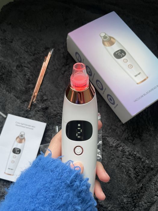 Nowy vacuum remower do twarzy. Oczysczenie , usuwanie