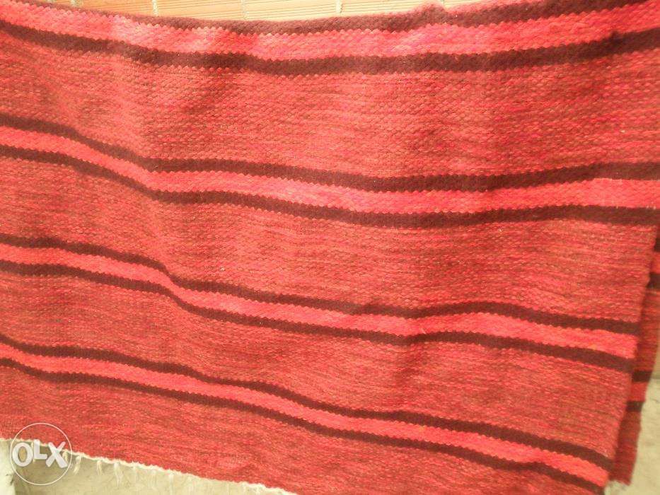 Tapete vermelho ás riscas castanhas 2,00x1,30