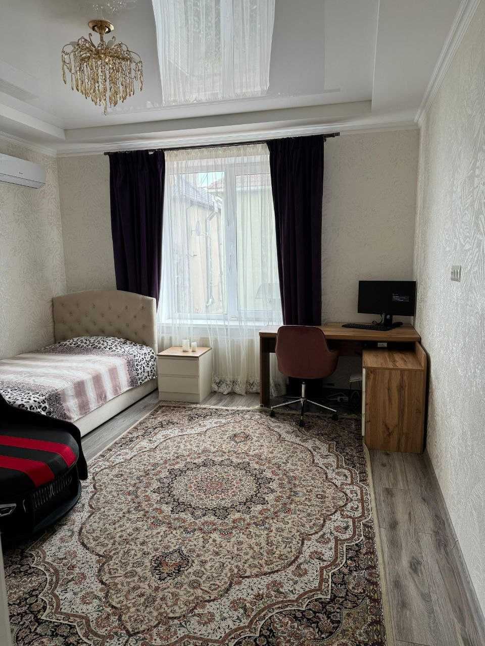Продам хозяйский новый дом в  Червоного Хутора!