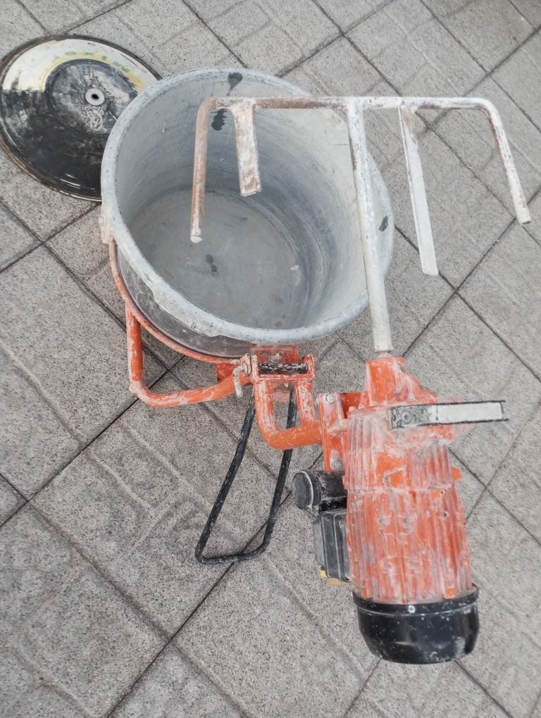 Vendo amassador para massas e colas