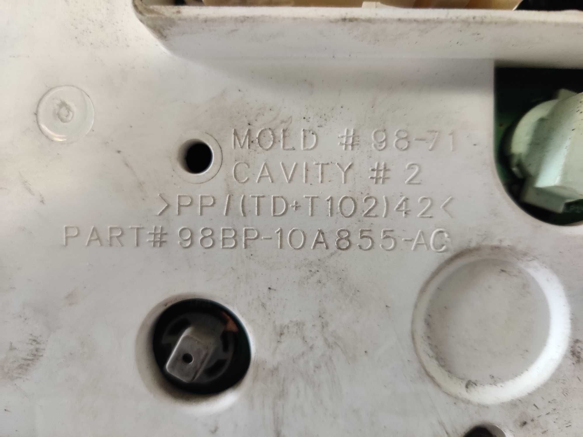 Ford Cougar 2.0 2.5 B Licznik Zegary Obrotomierz Prędkościomierz