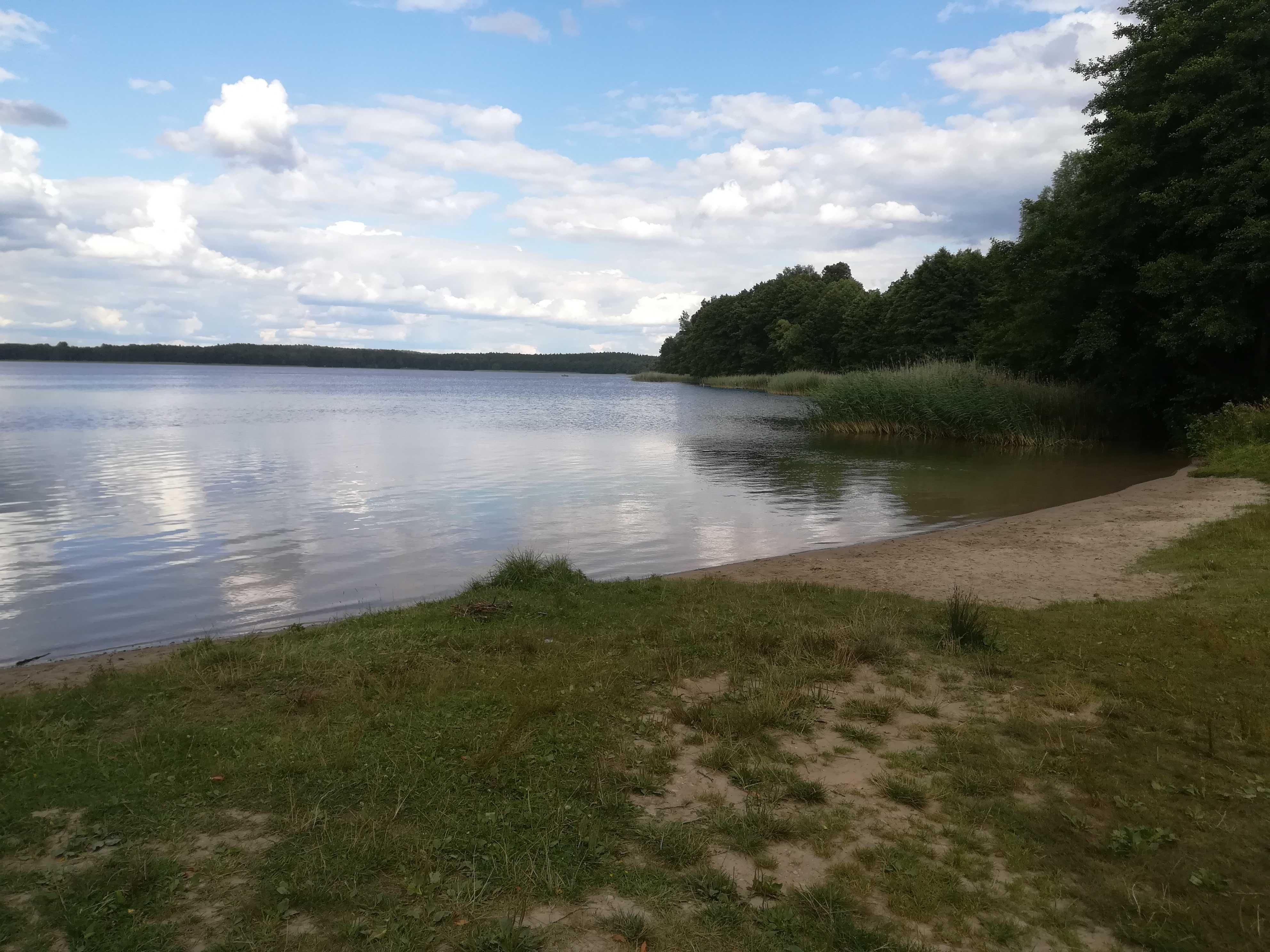 Domki nad jeziorem na Mazurach