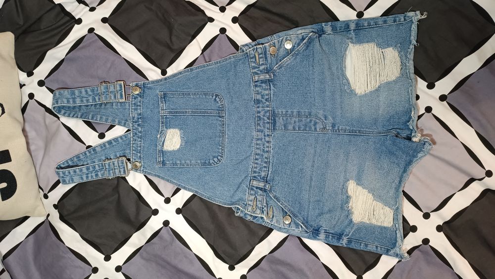 Комбінезон жіночій