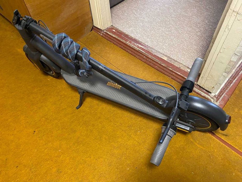 Електросамокат Ninebot by Segway MAX G30 (40.30.0000.00)