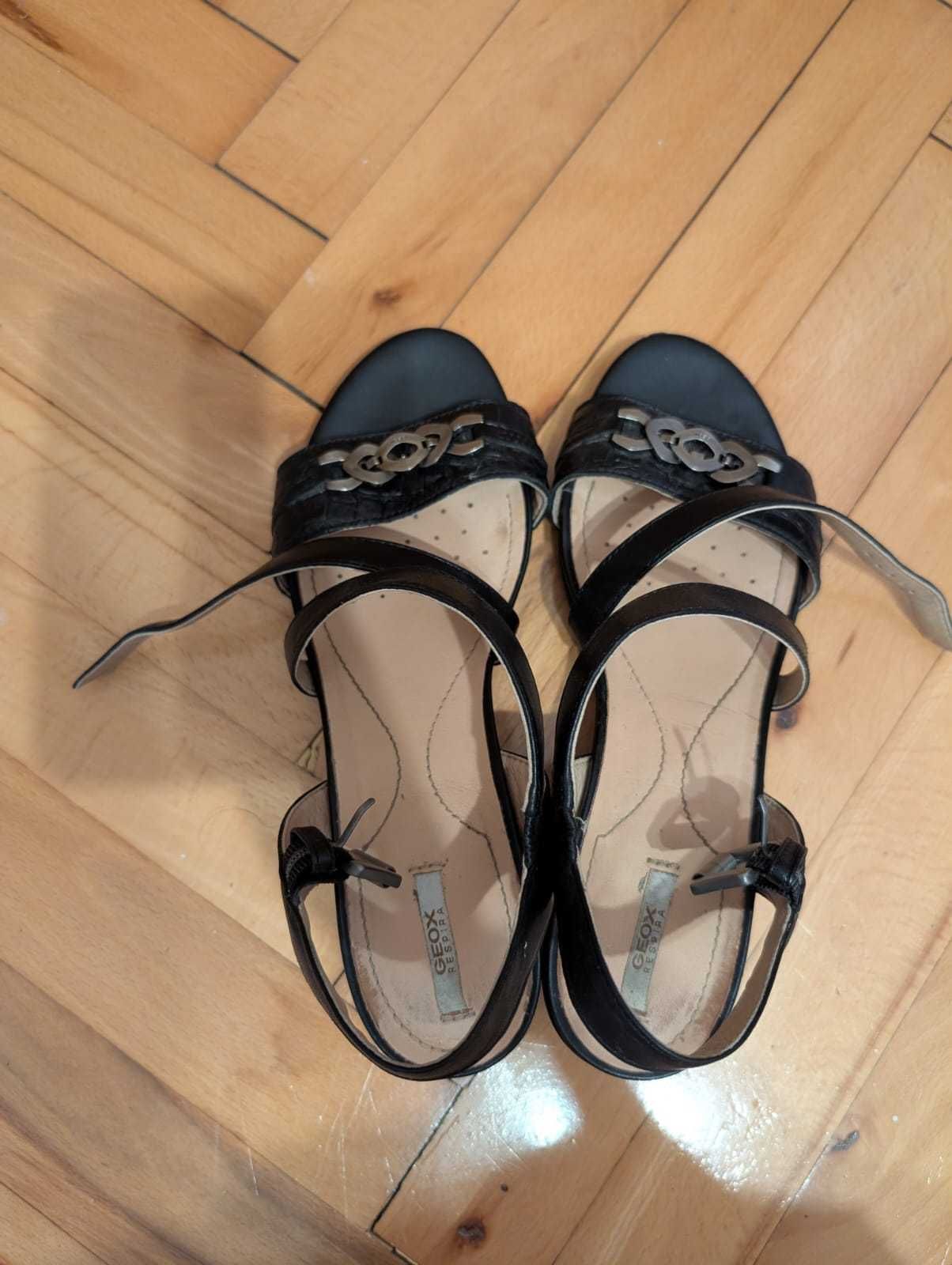 sandalki Geox r. 38