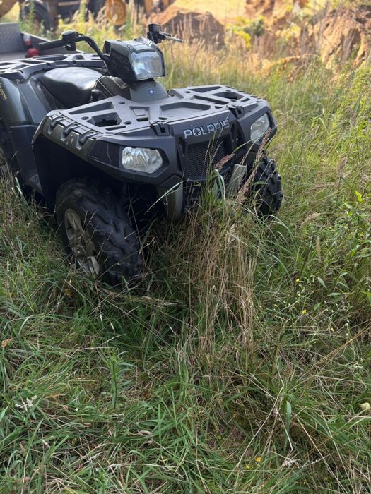 Polaris 550 rok 2009