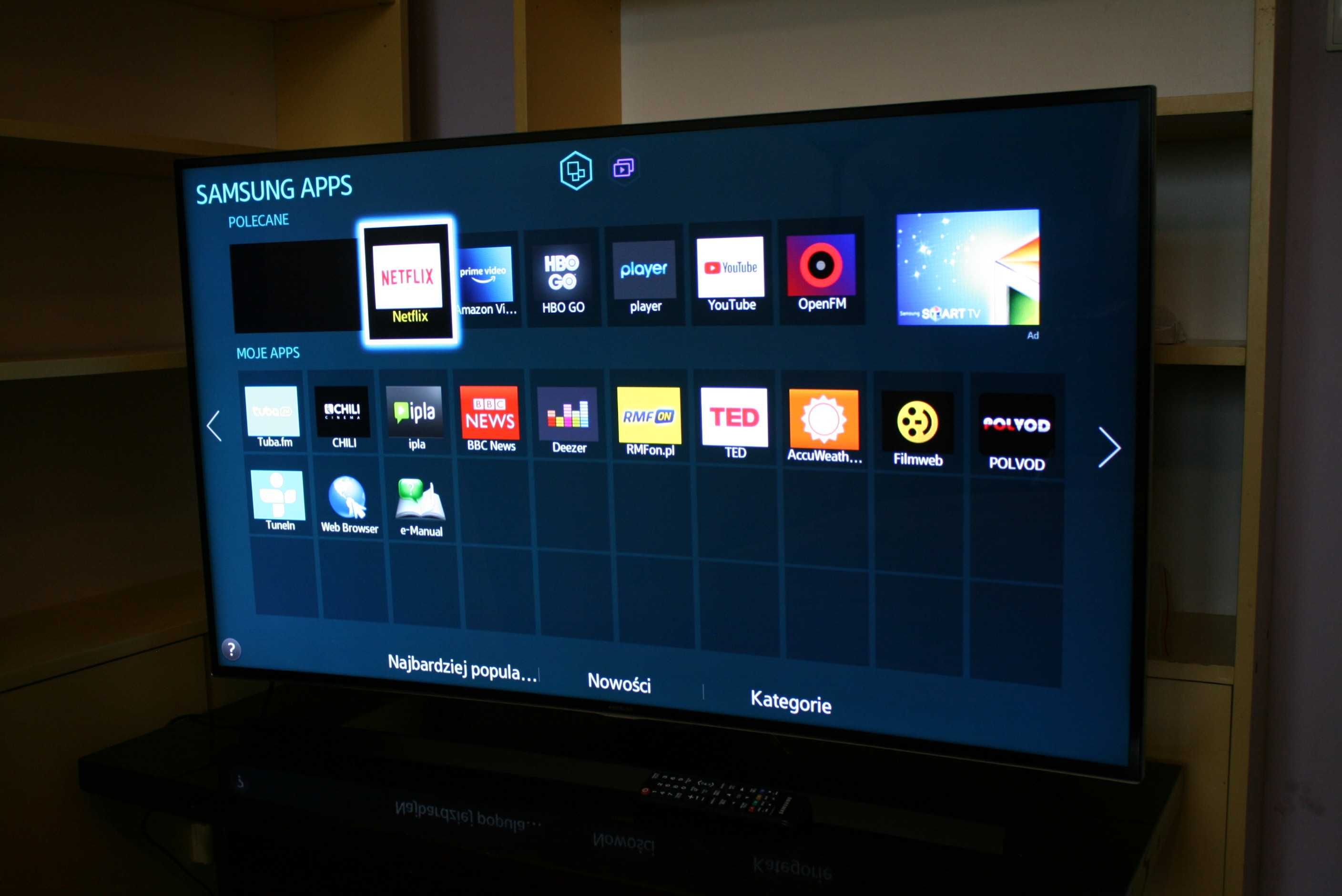 Telewizor Samsung 40 cali  UHD 4K  Smart TV Wifi DVB-T2