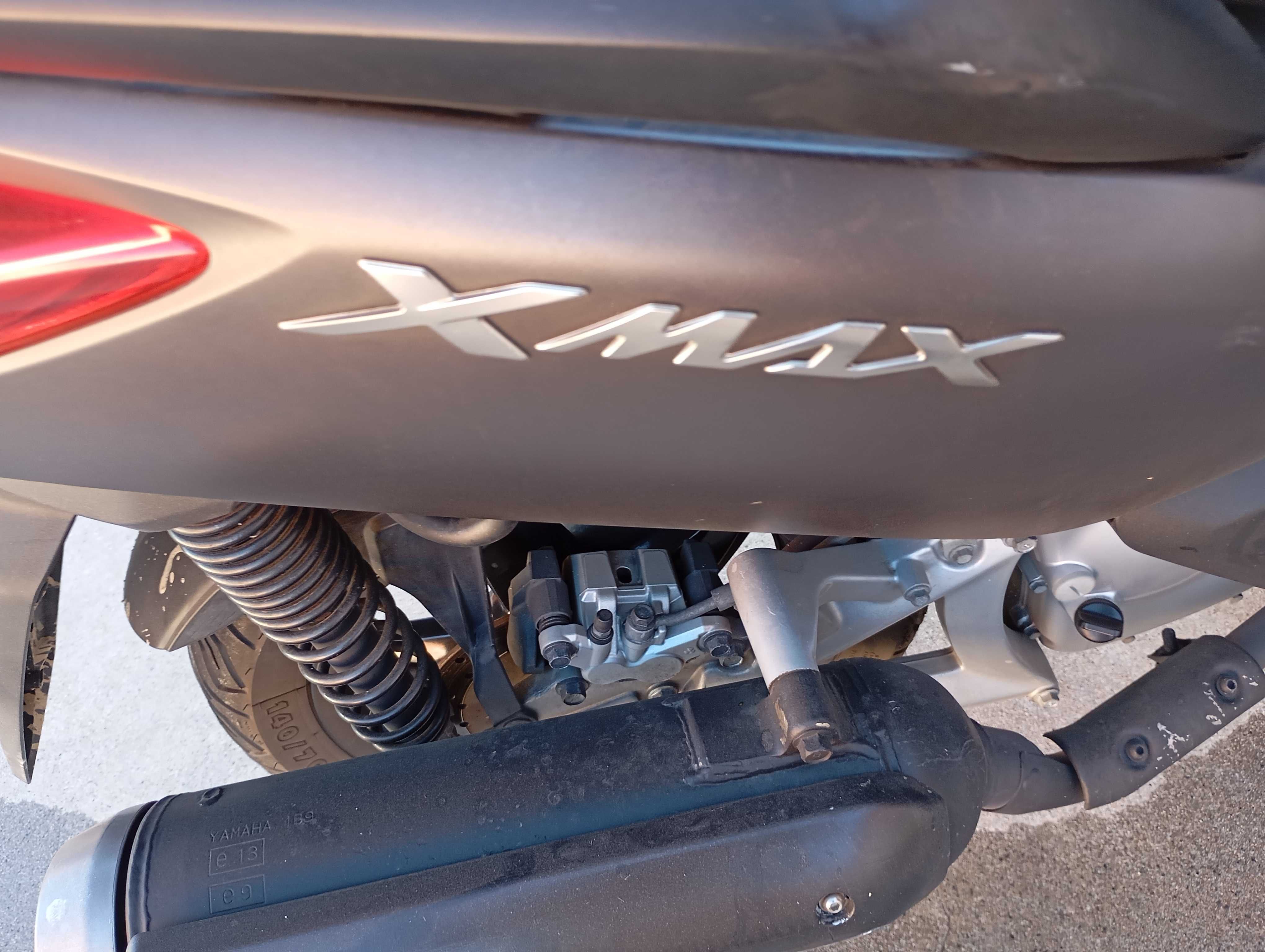Yamaha X-MAX 125CC