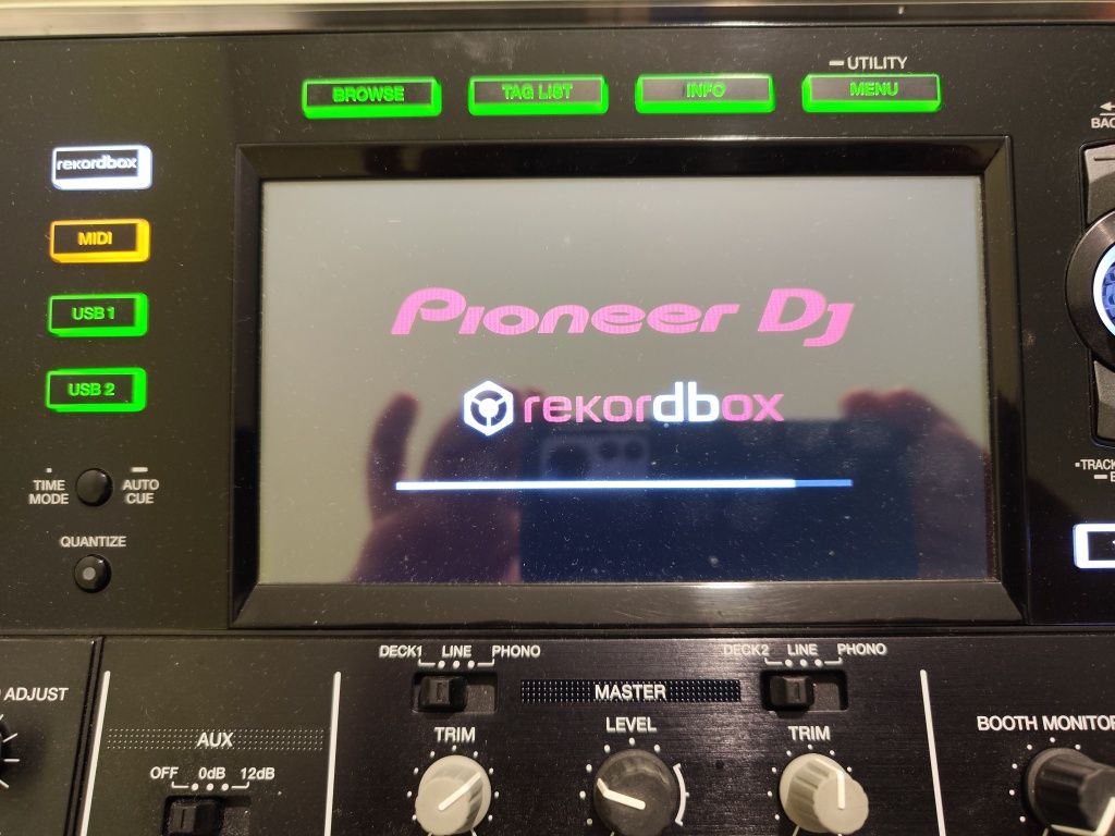 Sprzedam konsole Pioneer xdj rx2 + dedykowany case