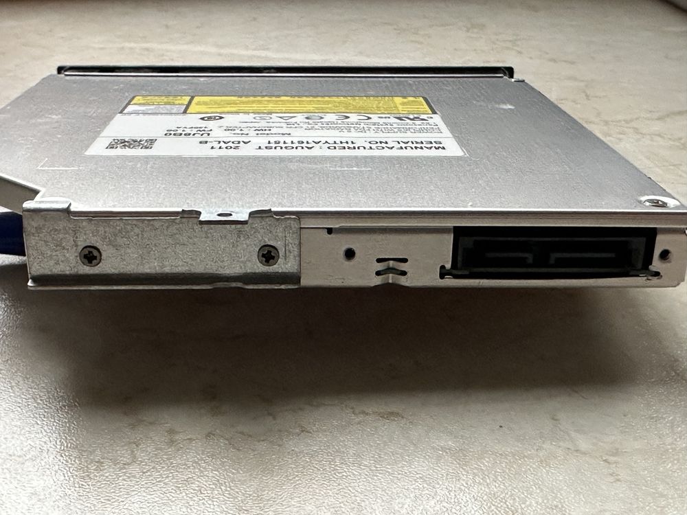 CD ROM UJ8B0 od laptopa ASUS