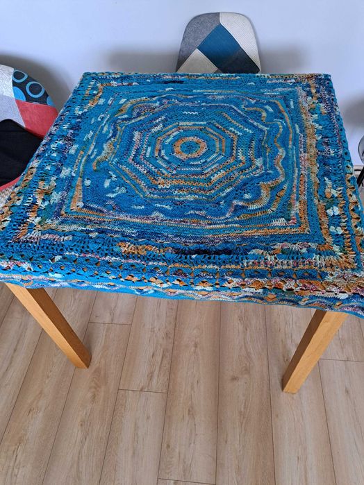 Obrus ręcznej roboty