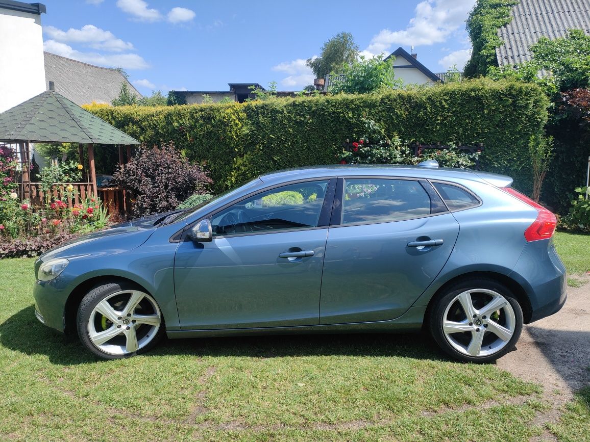 Sprzedam Volvo V40