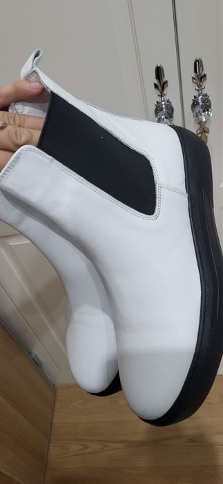 Buty Venezia 38 Botki Skóra naturalna