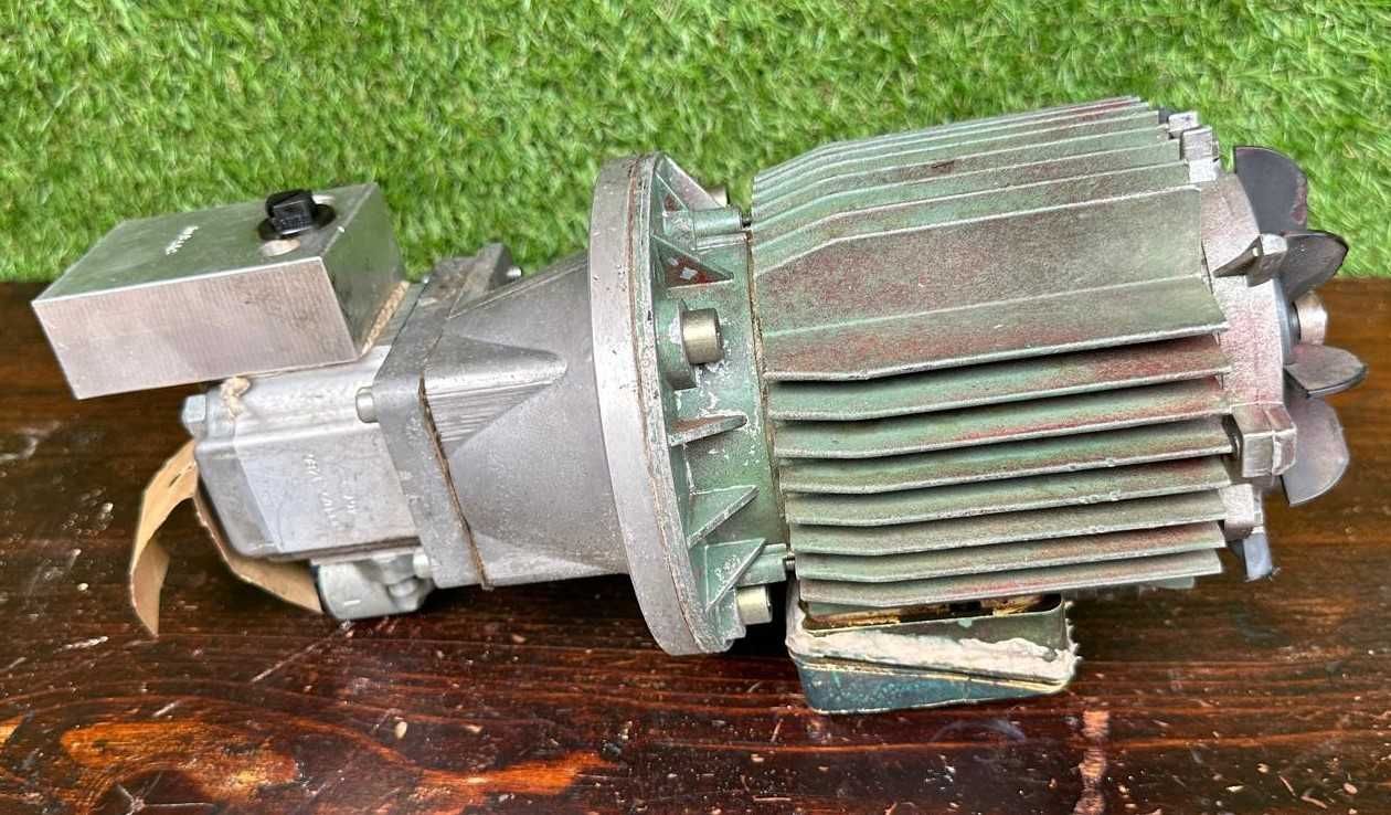 Motor bomba de oleo trifásico,  Lamborghini