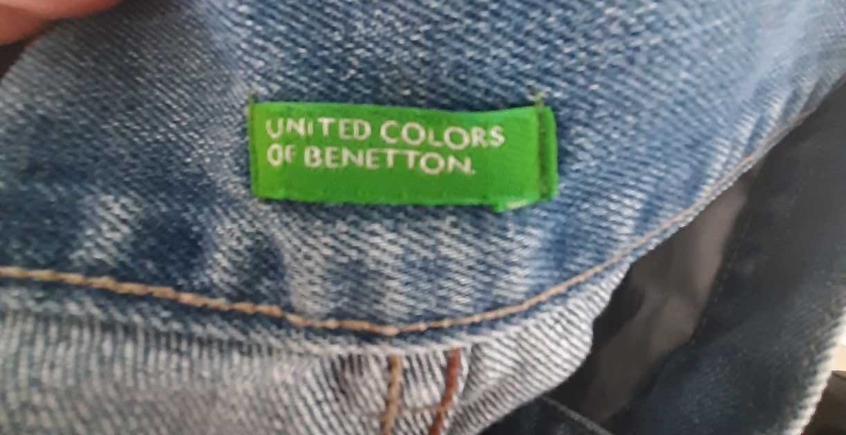 Calções de menino de ganga da Benetton - Oferta de portes