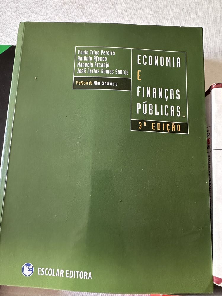 Livros curso Economia