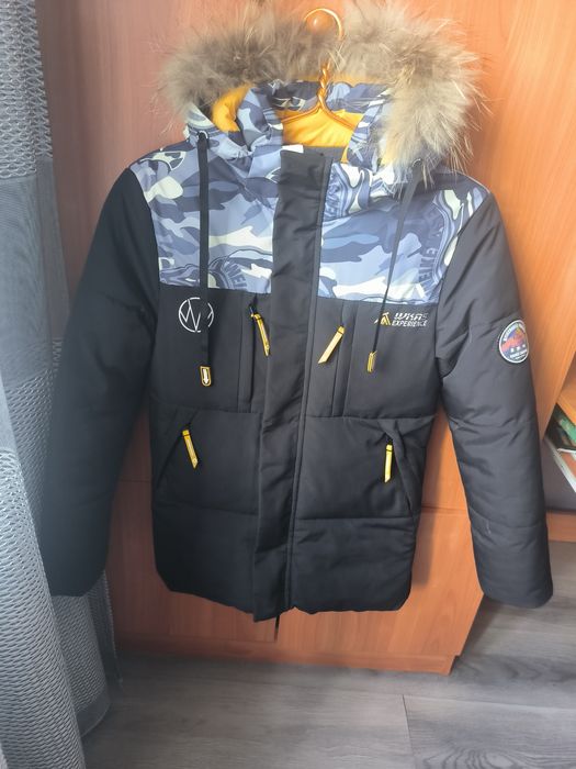 Продам куртку зима