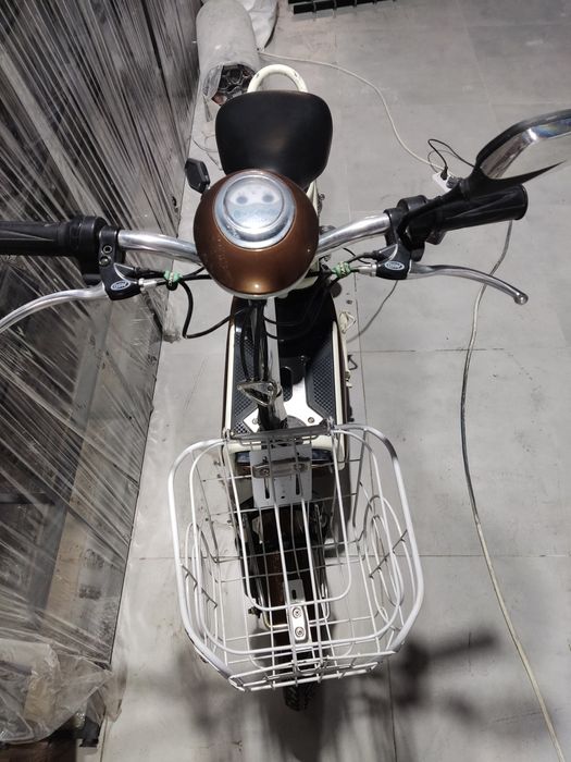 Електро скутер на літій акумуляторах терміново