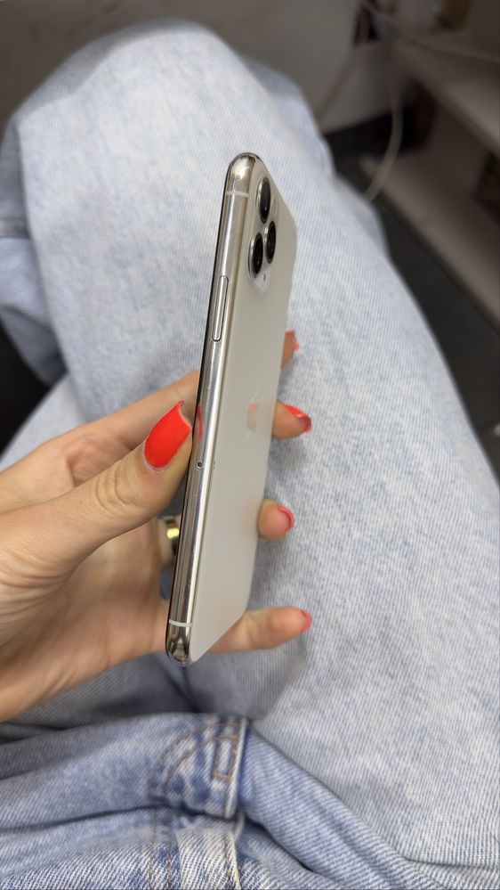 Used iPhone 11 Pro 256Gb Silver no face id